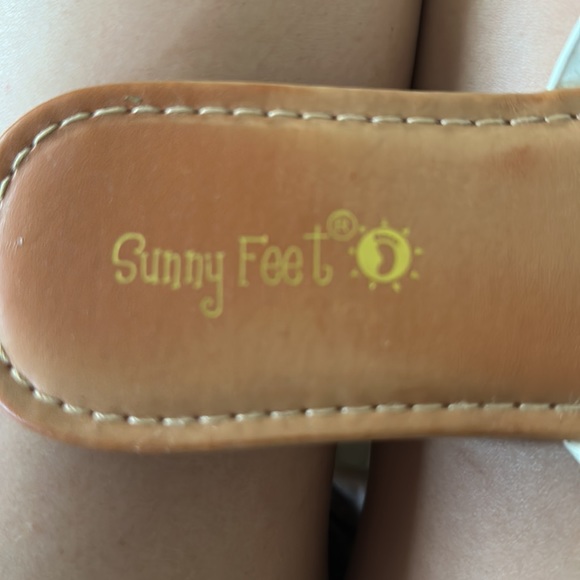 Sandals - Picture 3 of 4